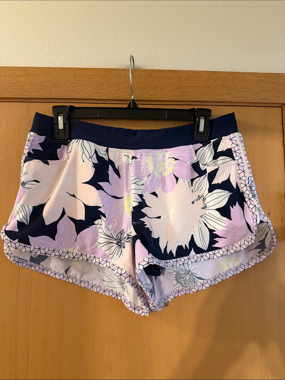 Carve Designs Women’s Floral Swim Shorts Navy Blue Purple Size Medium
